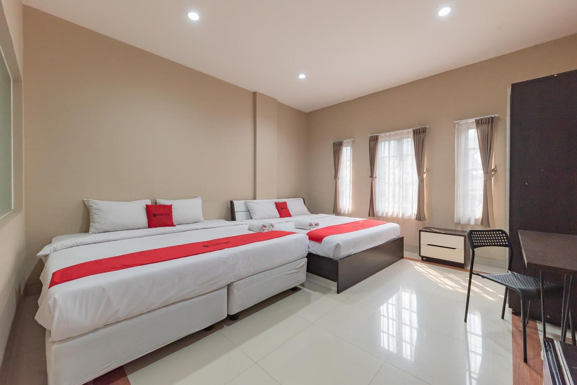 Reddoorz @ Malabar Street Hotel Bandung Exterior foto