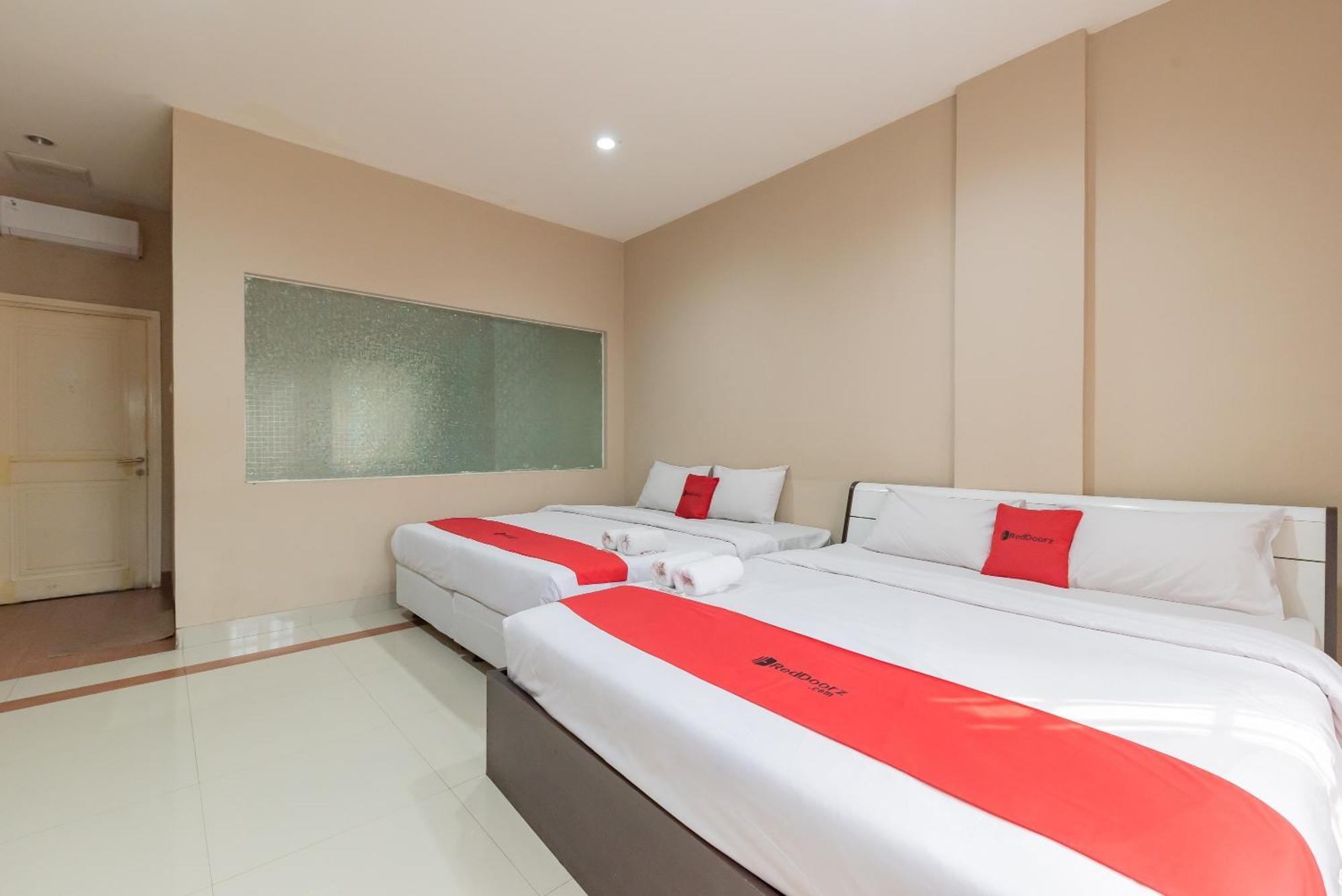 Reddoorz @ Malabar Street Hotel Bandung Exterior foto