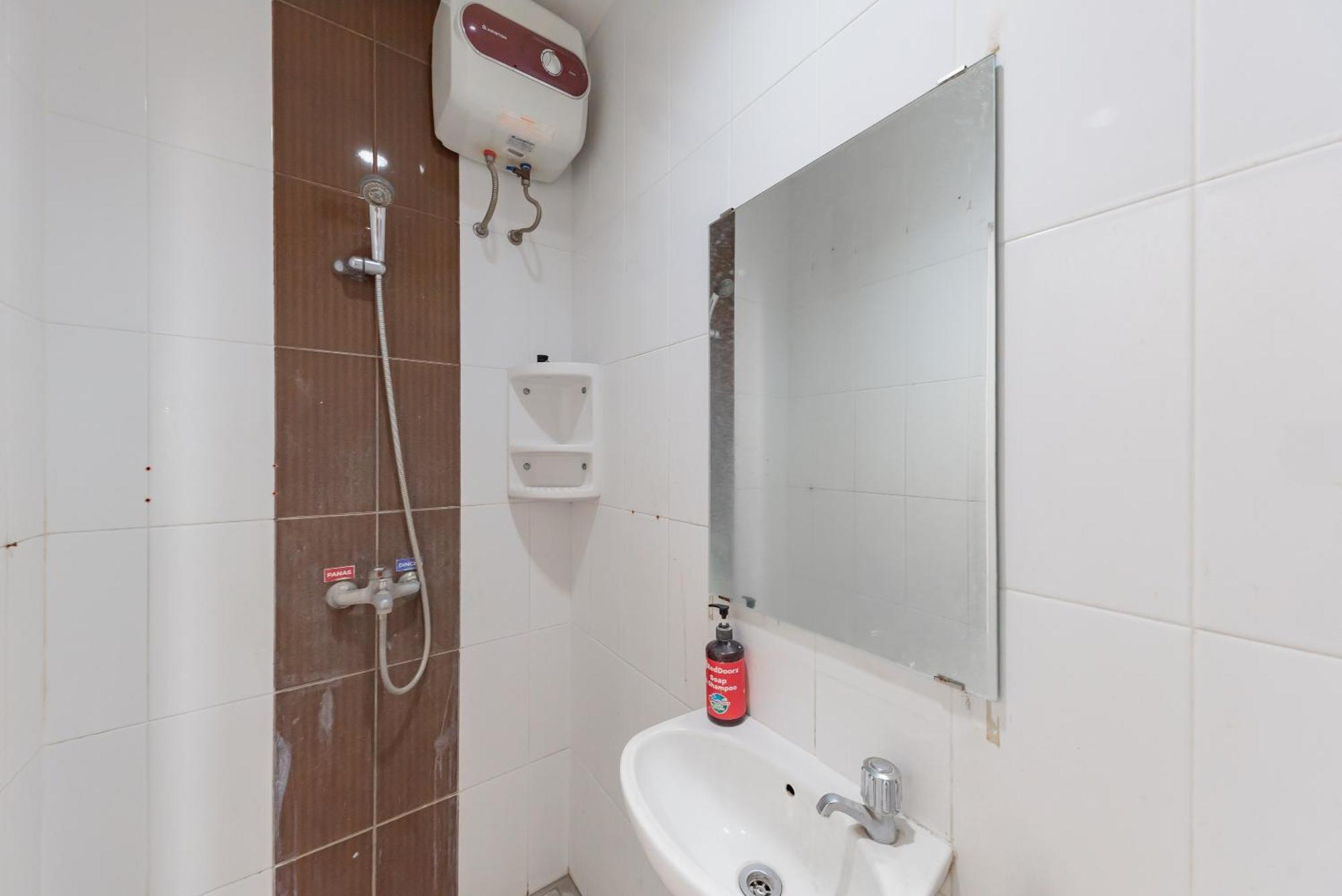 Reddoorz @ Malabar Street Hotel Bandung Exterior foto